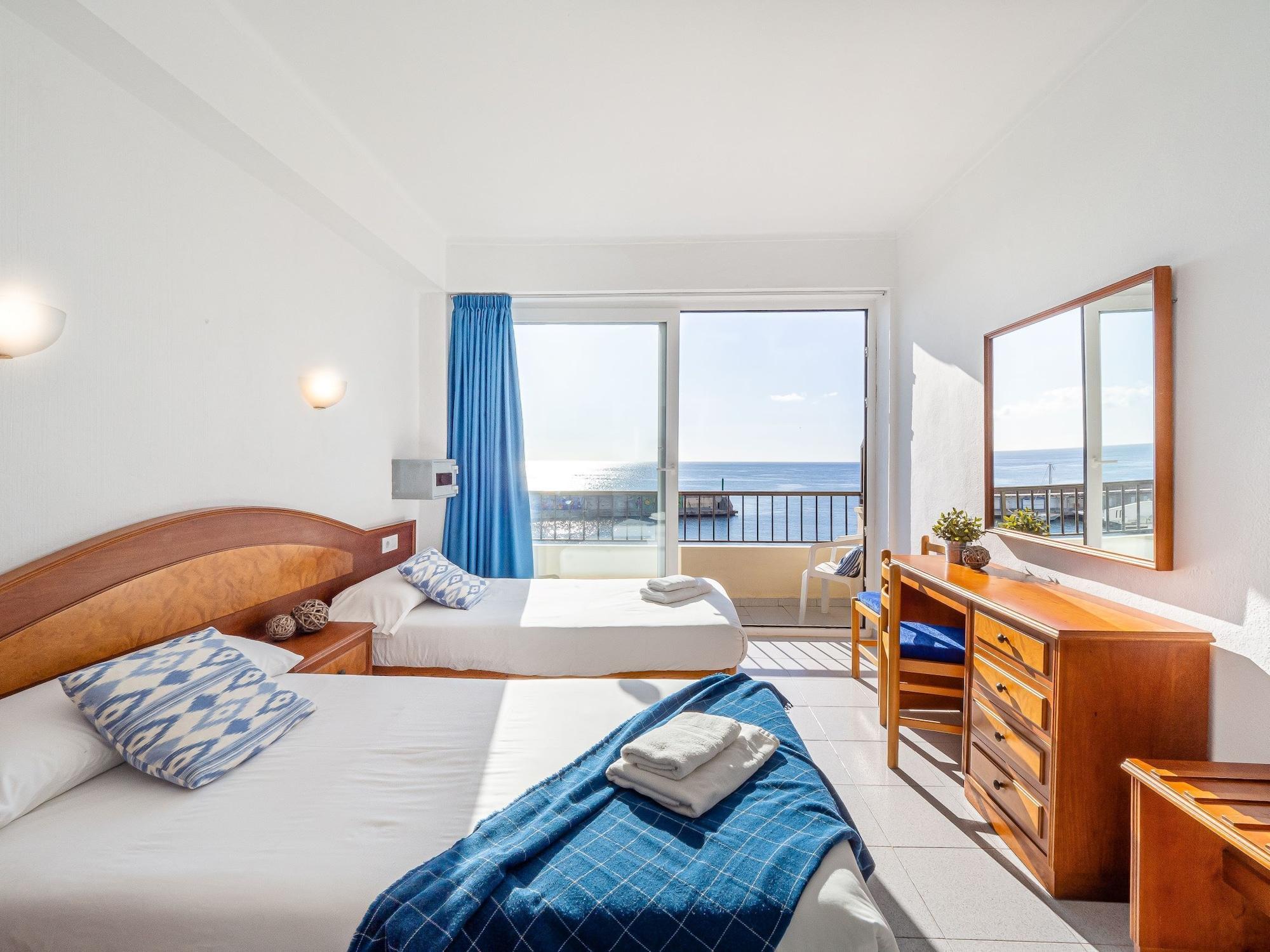 Hostal Port Corona Cala Ratjada  Dış mekan fotoğraf