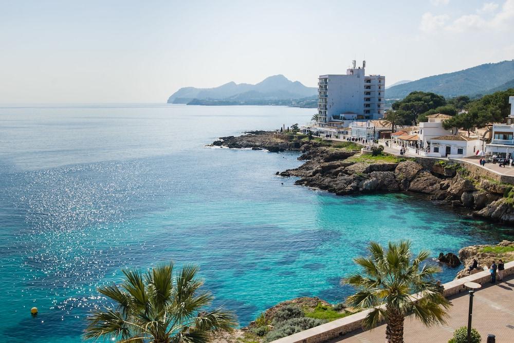 Hostal Port Corona Cala Ratjada  Dış mekan fotoğraf