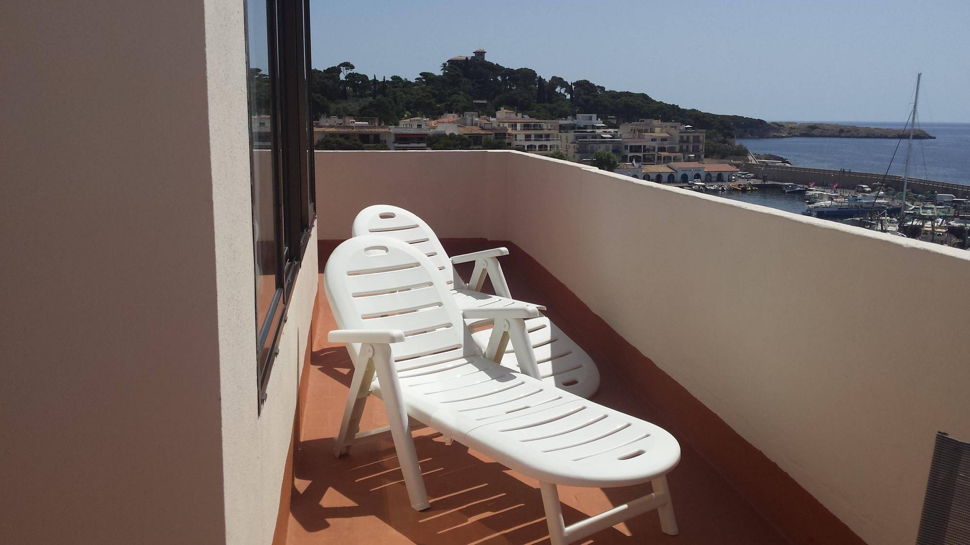 Hostal Port Corona Cala Ratjada  Dış mekan fotoğraf